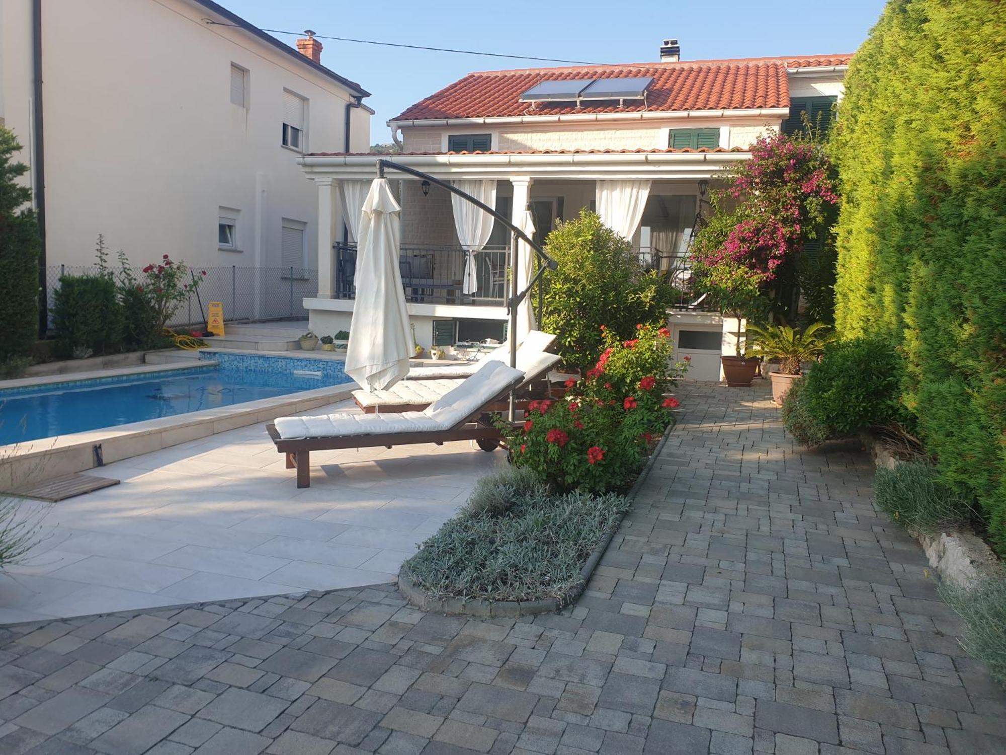 Villa Bella Banjol Bagian luar foto