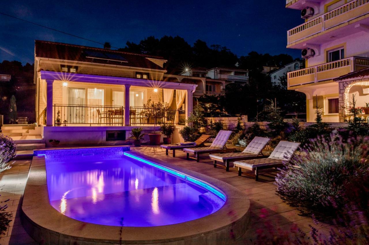 Villa Bella Banjol Bagian luar foto