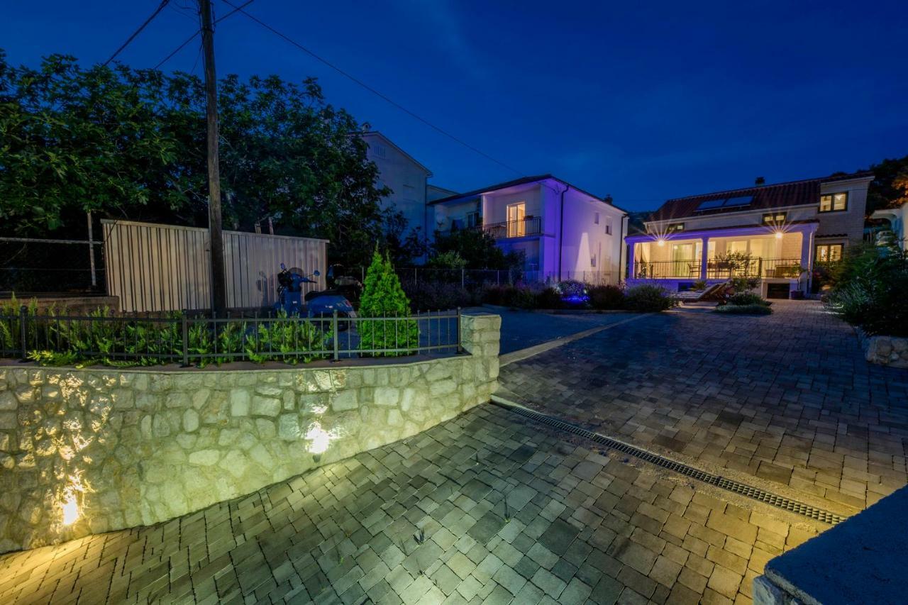 Villa Bella Banjol Bagian luar foto
